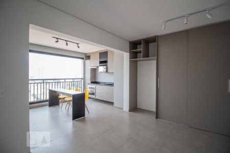 Sala/Quarto de kitnet/studio à venda com 1 quarto, 33m² em Bom Retiro, São Paulo