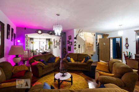 Sala de estar de casa à venda com 6 quartos, 480m² em Vila Mascote, São Paulo