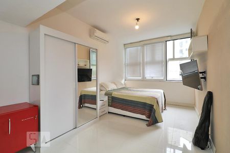 Suite 1. de apartamento para alugar com 3 quartos, 138m² em Copacabana, Rio de Janeiro