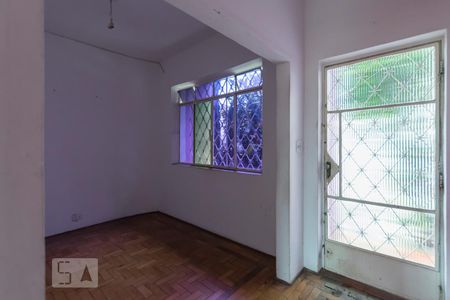 1o. Andar - Sala (Entrada) de casa para alugar com 3 quartos, 150m² em Cambuci, São Paulo