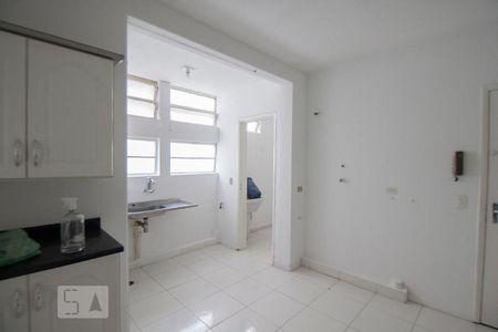 Apartamento à venda com 100m², 2 quartos e 1 vagaCozinha