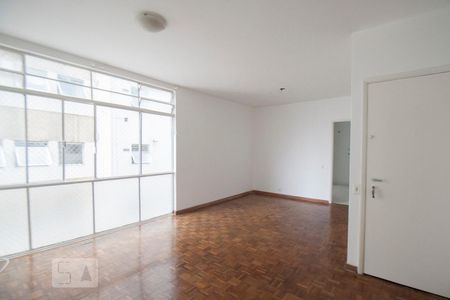 Apartamento à venda com 100m², 2 quartos e 1 vagaSala
