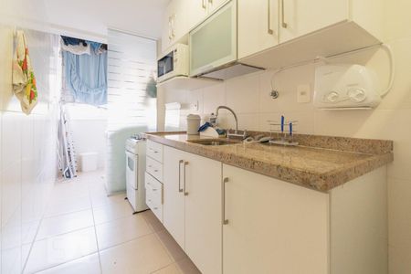Apartamento à venda com 95m², 3 quartos e 2 vagasCozinha