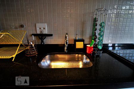 Apartamento à venda com 38m², 1 quarto e 1 vagaPia