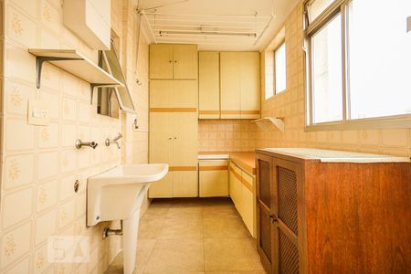 Apartamento à venda com 87m², 3 quartos e 2 vagasÁrea de serviço