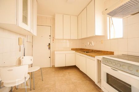 Apartamento à venda com 87m², 3 quartos e 2 vagasCozinha