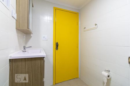 Banheiro de casa para alugar com 2 quartos, 80m² em Vila Prudente, São Paulo