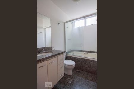 Apartamento para alugar com 58m², 1 quarto e 1 vagaBanho