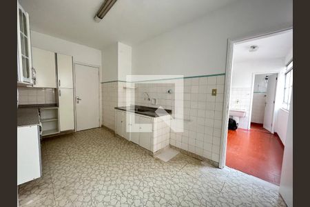 Apartamento à venda com 100m², 2 quartos e sem vaga Apartamento à venda com 100m², 2 quartos e sem vagaCozinha