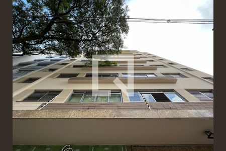 Apartamento à venda com 100m², 2 quartos e sem vaga Apartamento à venda com 100m², 2 quartos e sem vagaFachada