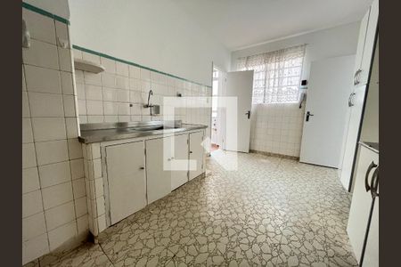 Apartamento à venda com 100m², 2 quartos e sem vaga Apartamento à venda com 100m², 2 quartos e sem vagaCozinha
