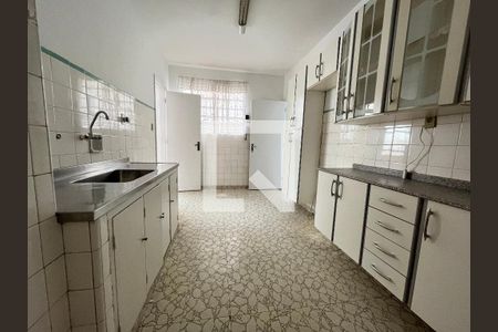 Apartamento à venda com 100m², 2 quartos e sem vaga Apartamento à venda com 100m², 2 quartos e sem vagaCozinha