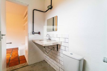 Casa para alugar com 300m², 5 quartos e 2 vagasEdícula - Banheiro