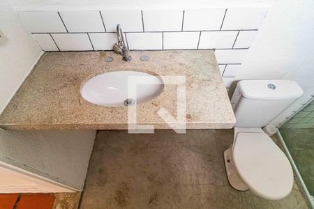 Casa para alugar com 300m², 5 quartos e 2 vagasEdícula - Banheiro