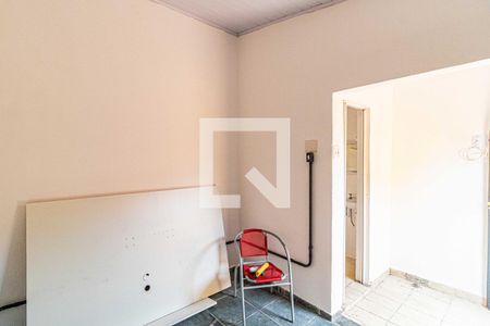 Casa para alugar com 300m², 5 quartos e 2 vagasQuarto de serviço