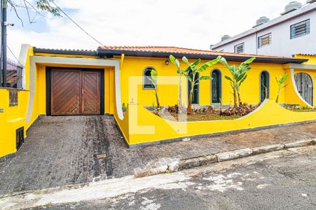 Casa para alugar com 300m², 5 quartos e 2 vagasFachada