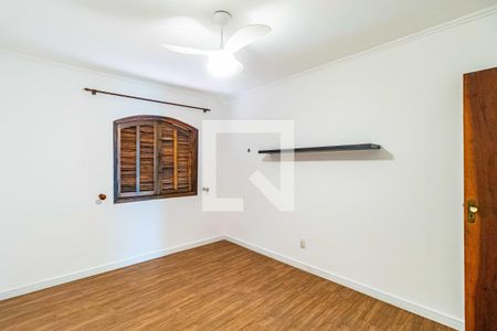 Casa para alugar com 300m², 5 quartos e 2 vagasQuarto 02
