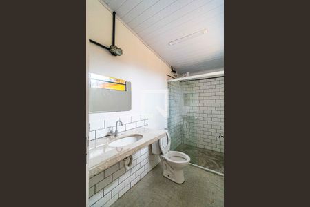 Casa para alugar com 300m², 5 quartos e 2 vagasEdícula - Banheiro