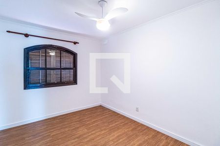 Casa para alugar com 300m², 5 quartos e 2 vagasQuarto 01