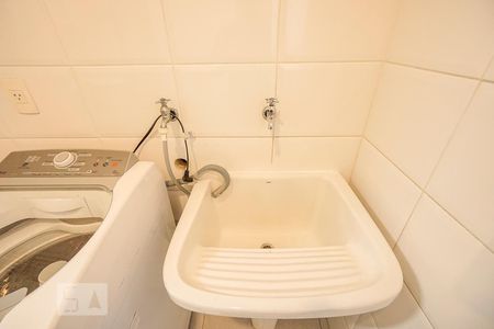 Apartamento para alugar com 80m², 3 quartos e 2 vagas Apartamento para alugar com 80m², 3 quartos e 2 vagasÁrea de serviço