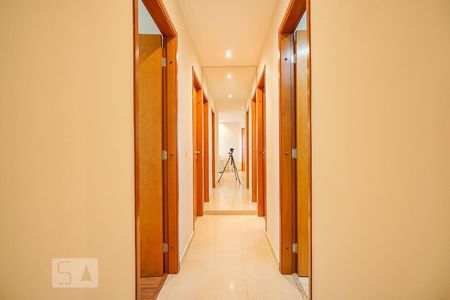 Apartamento para alugar com 80m², 3 quartos e 2 vagas Apartamento para alugar com 80m², 3 quartos e 2 vagasCorredor quartos