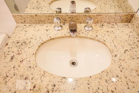 Apartamento para alugar com 80m², 3 quartos e 2 vagas Apartamento para alugar com 80m², 3 quartos e 2 vagasBanheiro suíte