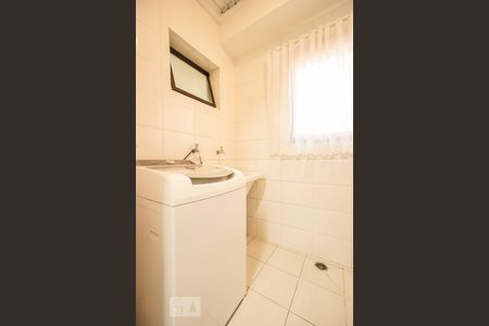 Apartamento para alugar com 80m², 3 quartos e 2 vagas Apartamento para alugar com 80m², 3 quartos e 2 vagasÁrea de serviço