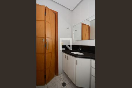 Apartamento à venda com 188m², 4 quartos e 3 vagasBanheiro da Suíte 3