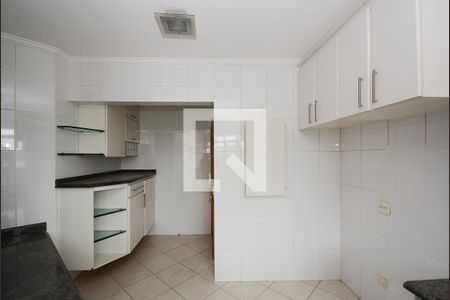 Apartamento à venda com 188m², 4 quartos e 3 vagasCozinha - Armários