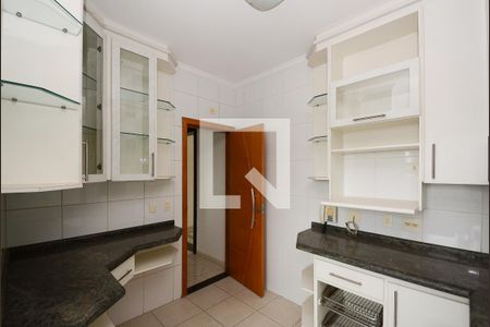 Apartamento à venda com 188m², 4 quartos e 3 vagasCozinha - Armários