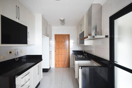 Apartamento à venda com 160m², 4 quartos e 4 vagasCozinha