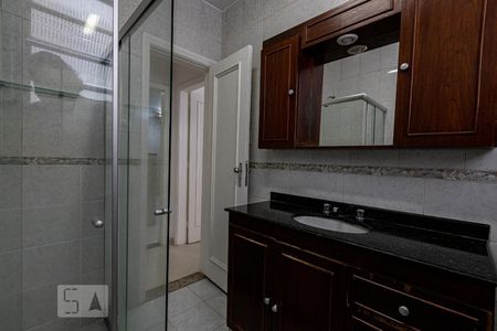 Apartamento para alugar com 102m², 2 quartos e sem vagaBanheiro