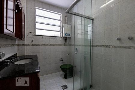 Apartamento para alugar com 102m², 2 quartos e sem vagaBanheiro