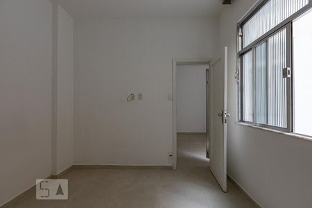 Quarto 1 de apartamento para alugar com 2 quartos, 102m² em Tijuca , Rio de Janeiro
