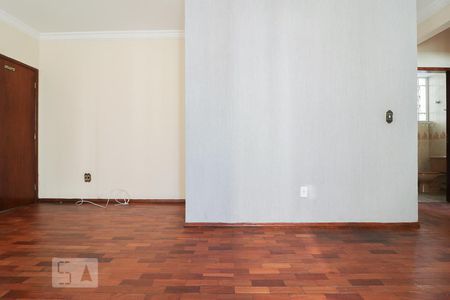 Sala de apartamento para alugar com 3 quartos, 90m² em Nova Suíssa, Belo Horizonte