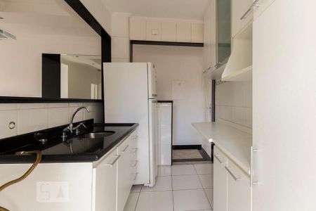 Apartamento para alugar com 65m², 2 quartos e 2 vagas Apartamento para alugar com 65m², 2 quartos e 2 vagasCozinha