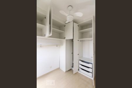 Apartamento para alugar com 65m², 2 quartos e 2 vagas Apartamento para alugar com 65m², 2 quartos e 2 vagasQuarto