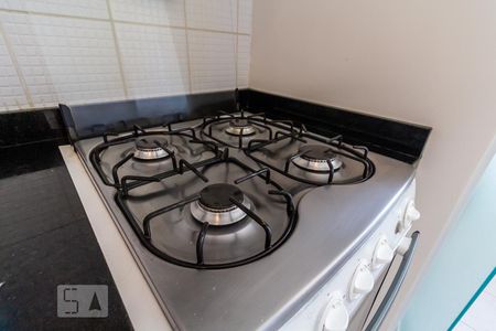 Apartamento à venda com 75m², 2 quartos e 1 vagaFogão da Cozinha