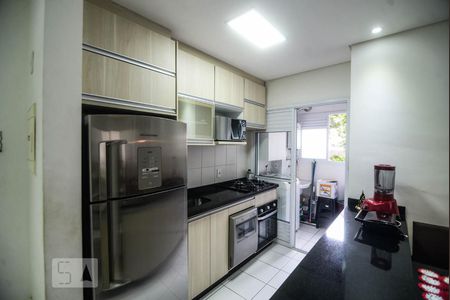 Cozinha de apartamento para alugar com 3 quartos, 63m² em Vila Antonieta, São Paulo