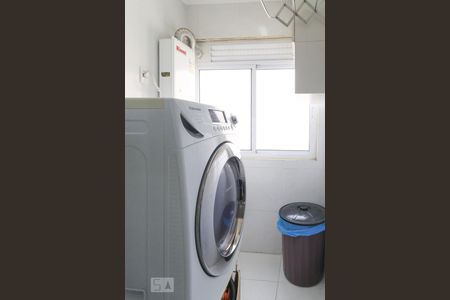 Apartamento para alugar com 67m², 2 quartos e 1 vaga Apartamento para alugar com 67m², 2 quartos e 1 vagaÁrea de serviço