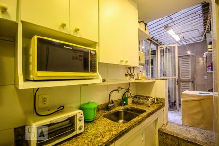 Apartamento para alugar com 200m², 3 quartos e sem vaga Apartamento para alugar com 200m², 3 quartos e sem vagaCozinha