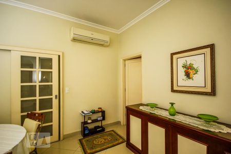Apartamento para alugar com 200m², 3 quartos e sem vaga Apartamento para alugar com 200m², 3 quartos e sem vagaSala
