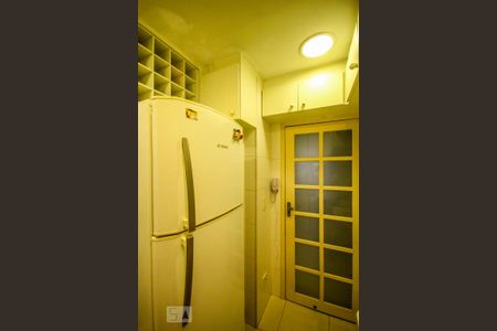 Apartamento para alugar com 200m², 3 quartos e sem vaga Apartamento para alugar com 200m², 3 quartos e sem vagaCozinha