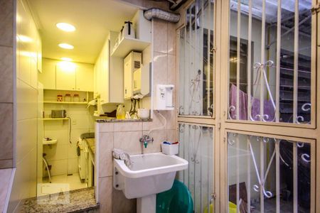 Apartamento para alugar com 200m², 3 quartos e sem vaga Apartamento para alugar com 200m², 3 quartos e sem vagaÁrea de Serviço