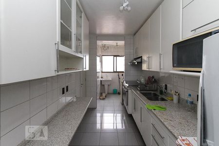 Apartamento à venda com 96m², 3 quartos e 2 vagas Apartamento à venda com 96m², 3 quartos e 2 vagascozinha