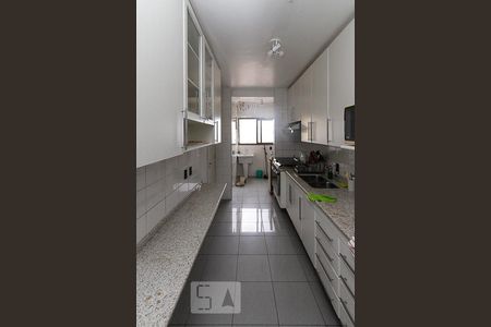 Apartamento à venda com 96m², 3 quartos e 2 vagas Apartamento à venda com 96m², 3 quartos e 2 vagascozinha