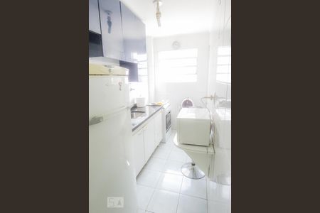 Cozinha de apartamento para alugar com 1 quarto, 47m² em Vila Nova Conceição, São Paulo