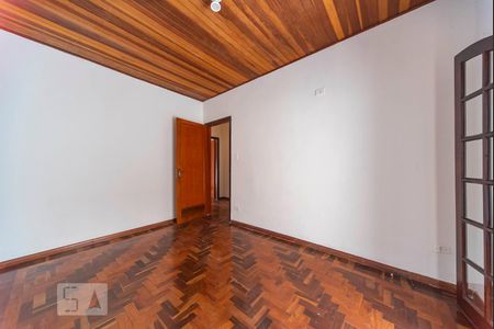 Casa à venda com 210m², 3 quartos e 8 vagas Casa à venda com 210m², 3 quartos e 8 vagasQuarto 2