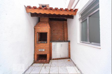 Casa à venda com 210m², 3 quartos e 8 vagas Casa à venda com 210m², 3 quartos e 8 vagasChurrasqueira e Quintal