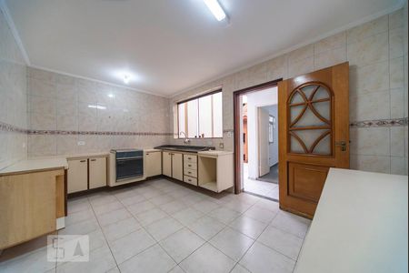 Casa à venda com 210m², 3 quartos e 8 vagas Casa à venda com 210m², 3 quartos e 8 vagasCozinha